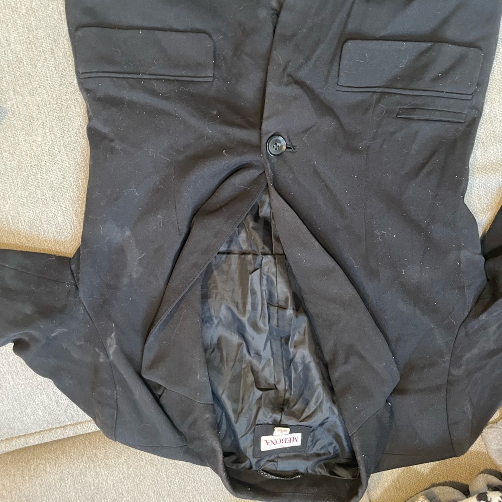 Merona Size 6 Used Condition Women’s Black Blazer